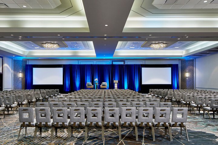 Renaissance Mobile Riverview Plaza Hotel