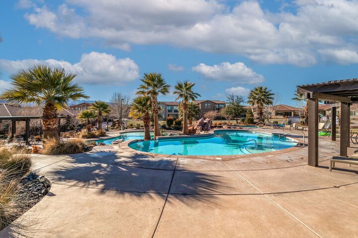 Paradise Village 3 - Grand View Estates