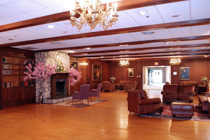 Hotel Interior 17 of 101
