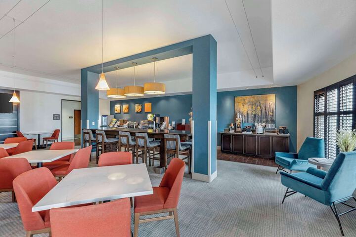 Comfort Inn & Suites Brighton Denver NE Medical Center
