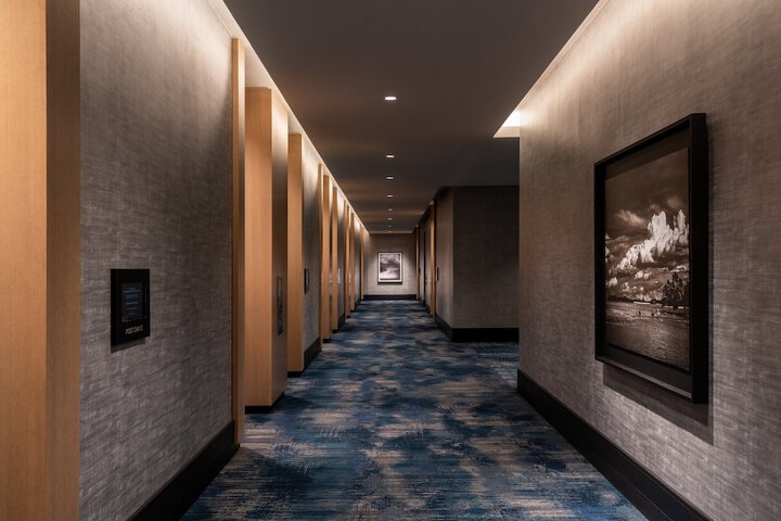 Ballroom/Hall 115 of 126
