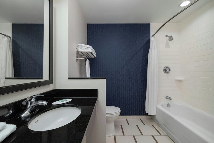 Fairfield Inn & Suites by Marriott Chincoteague Island Waterfront