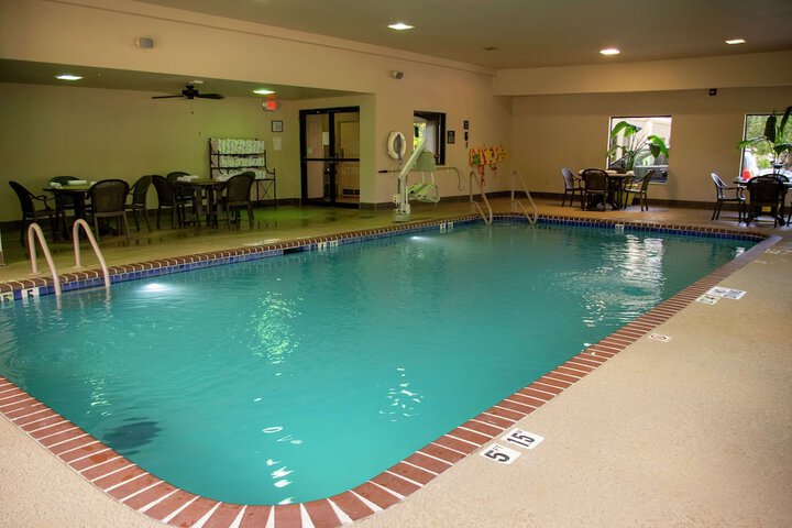 Pool 4 of 32