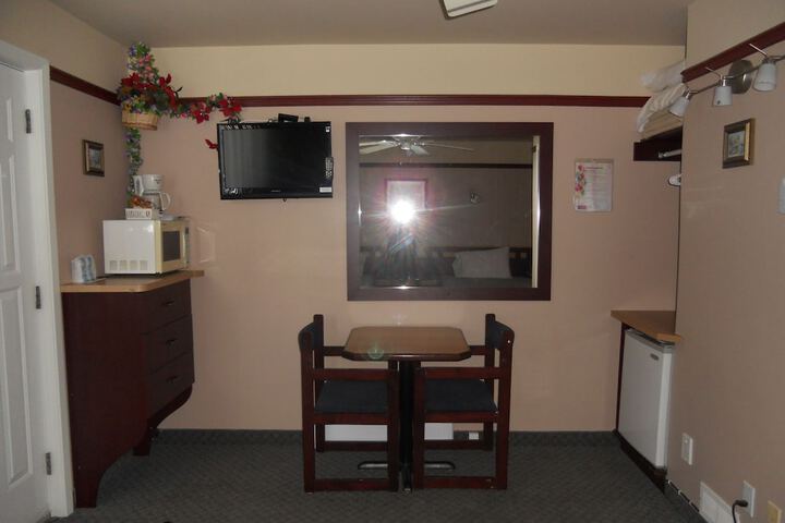 Room 21 of 48