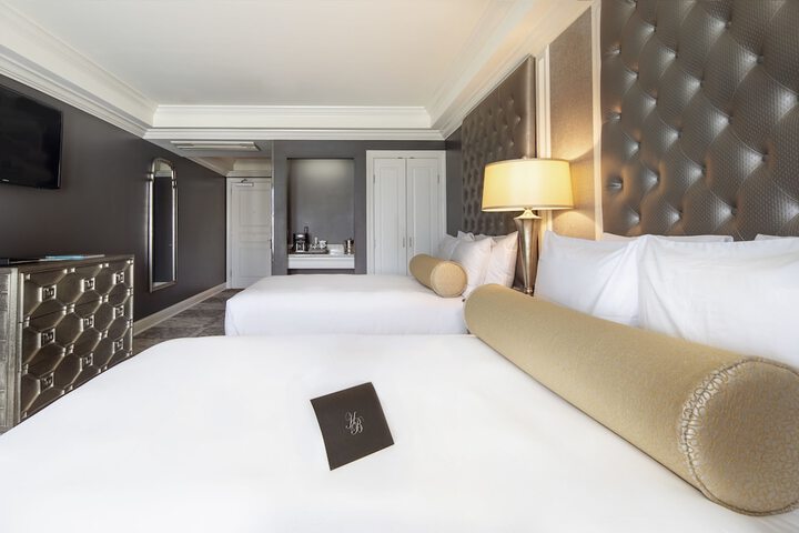 Room 28 of 44