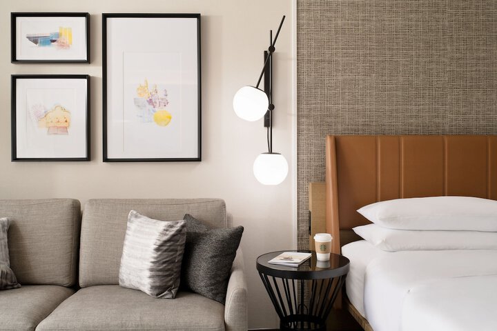 Room 44 of 89