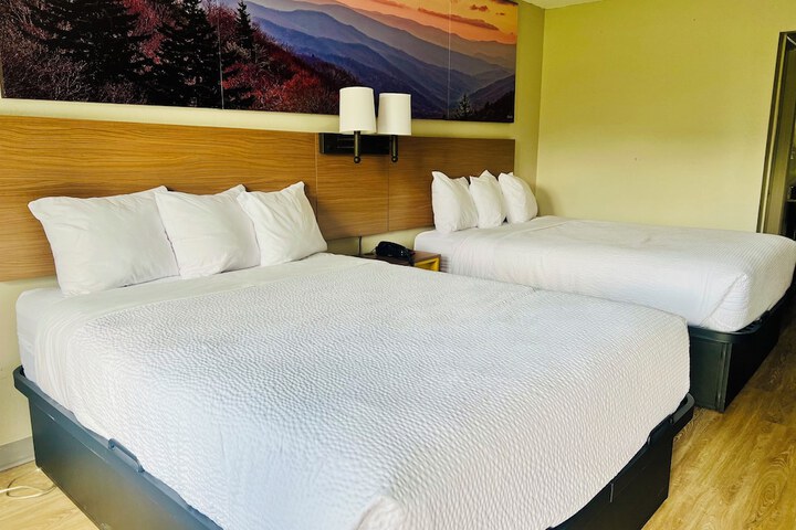 Days Inn by Wyndham Jellico - Tennessee State Line