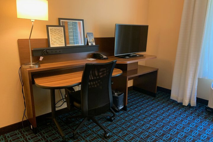 Room 28 of 37