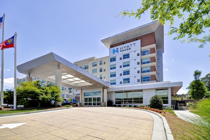 Hotel 2 of 63