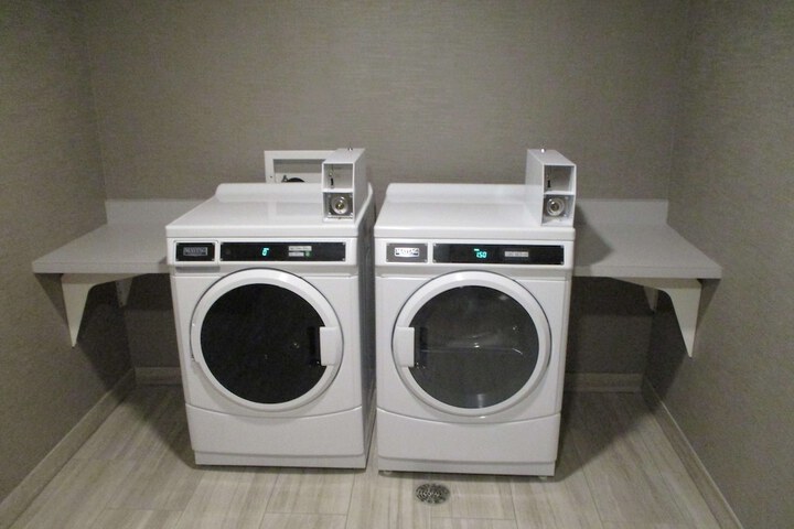 Room 16 of 26