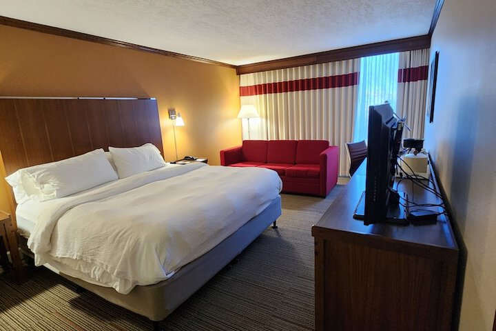 Room 13 of 48