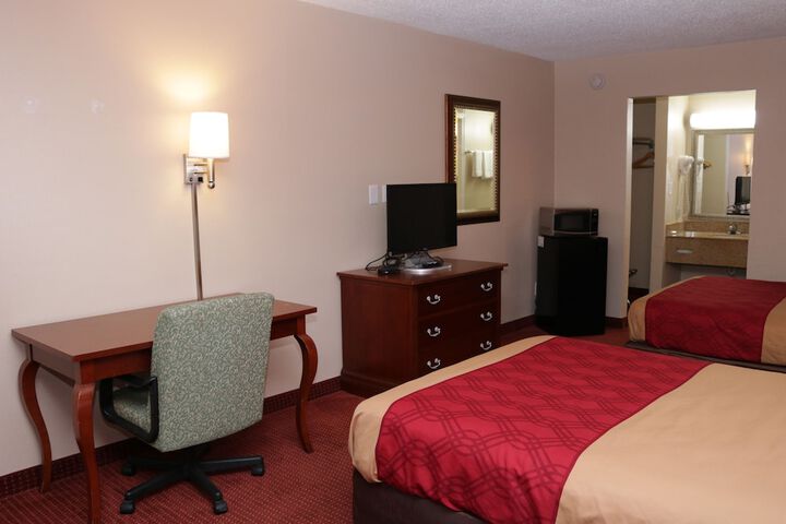 Room 8 of 21