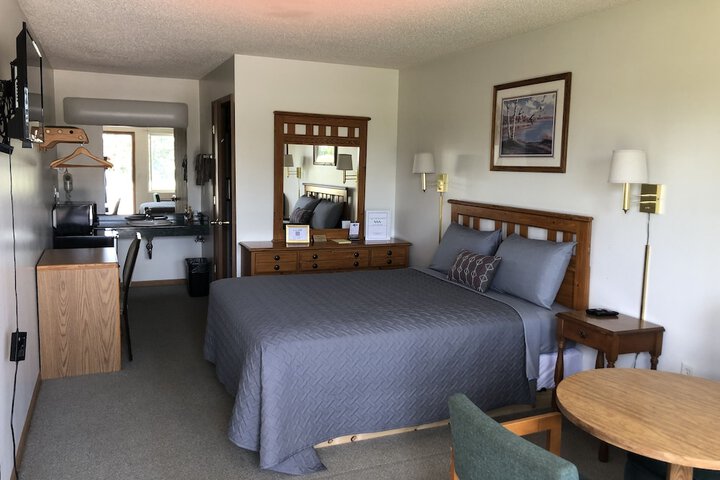 Room 13 of 21