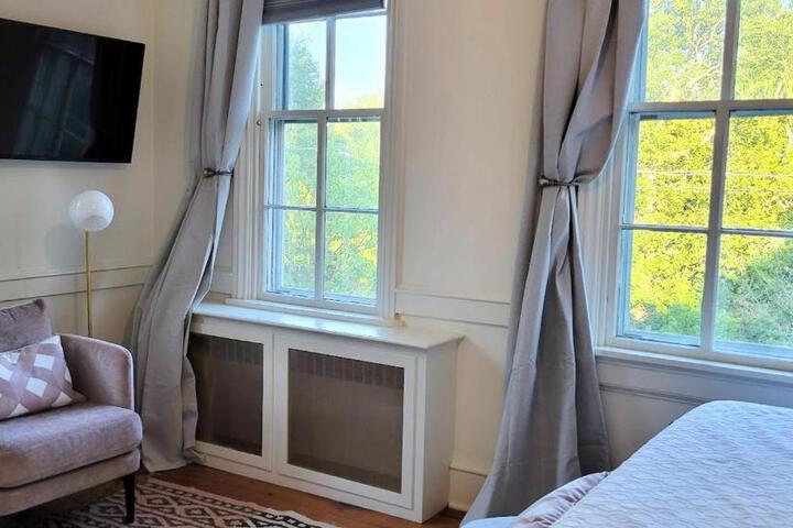 Pinetown Bridge Bnb LLC