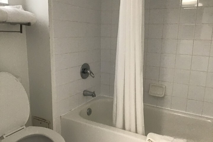 Room 21 of 45