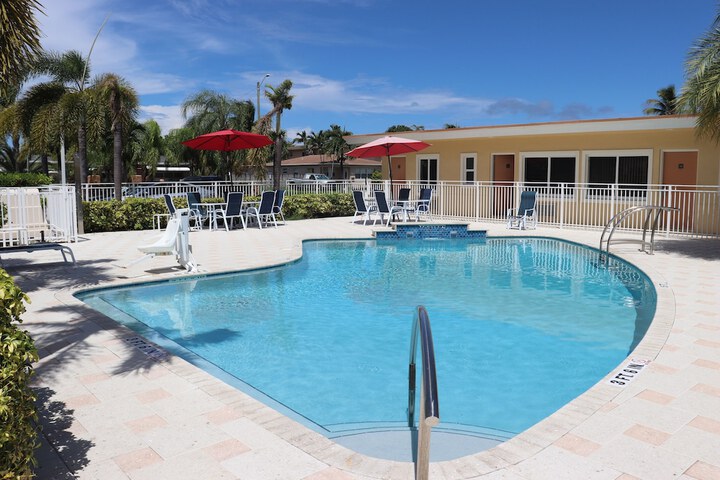 Pool 7 of 41