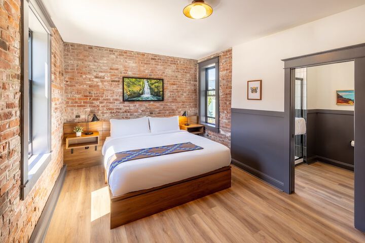 Lightwell Hotel & Spa