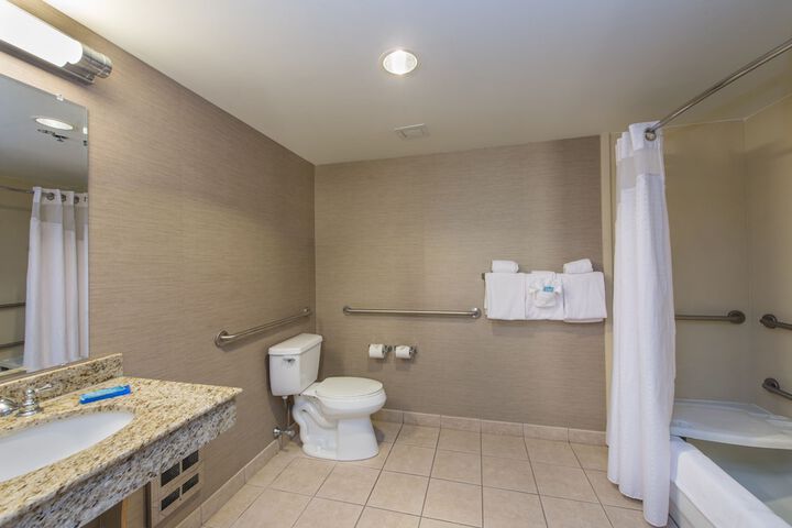 Holiday Inn Express Hotel & Suites Auburn by IHG