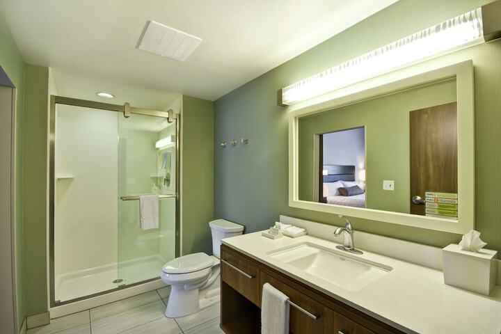 Room 42 of 58