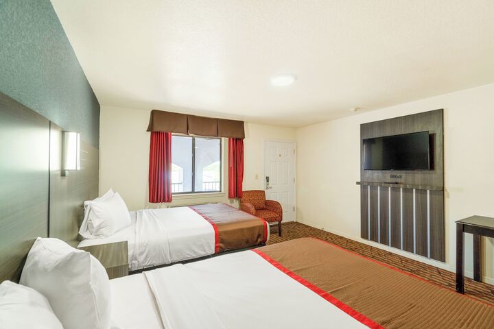 Room 52 of 70