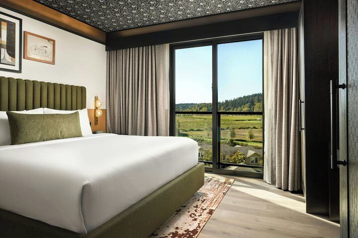 The Somm Hotel & Spa Autograph Collection
