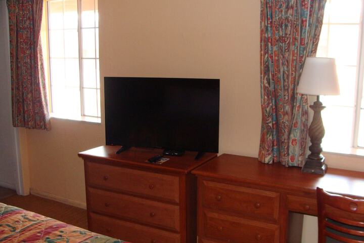 Room 21 of 40