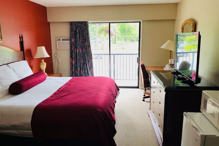 Room 25 of 46