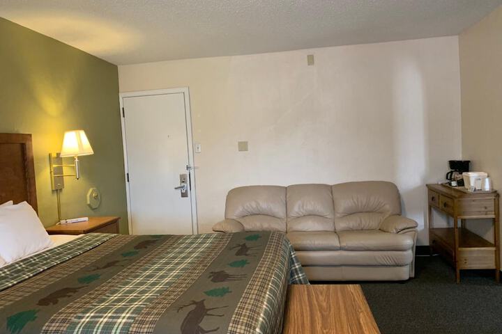 Room 38 of 44