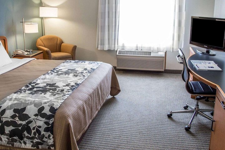 Room 21 of 43