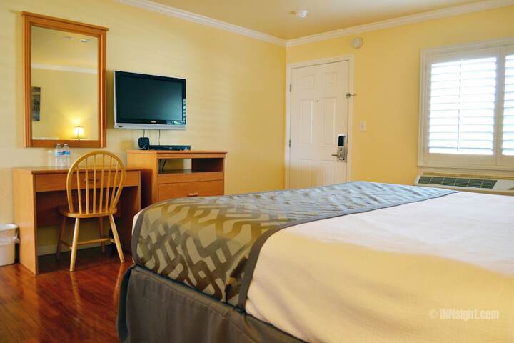 Room 14 of 31