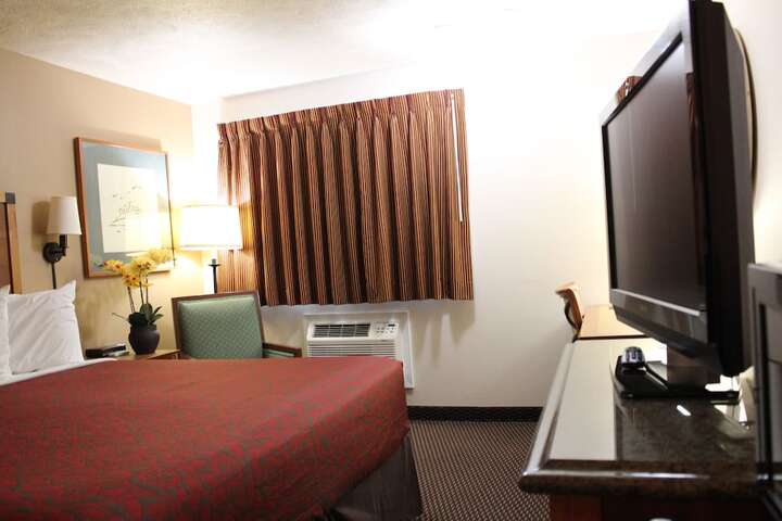 Room 34 of 85
