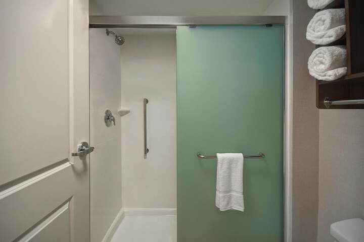 Homewood Suites by Hilton Orlando at Flamingo Crossings