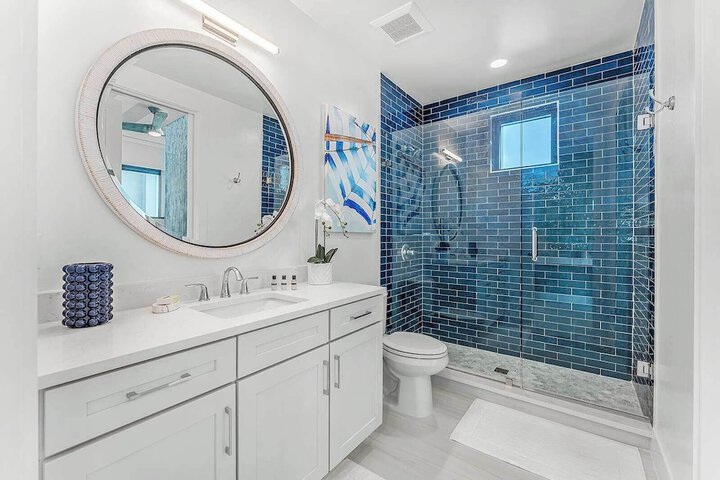 Harbor Island Beach Club Homes by Villatel