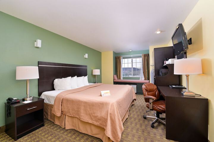Room 27 of 44