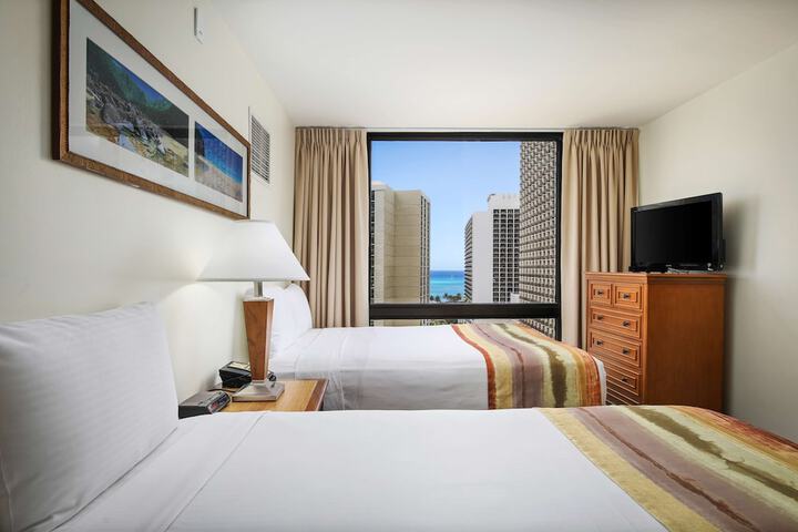 Room 45 of 90