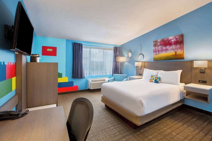 Room 20 of 63