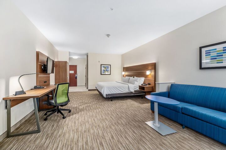 Holiday Inn Express Suites Van Buren-Ft Smith Area by IHG