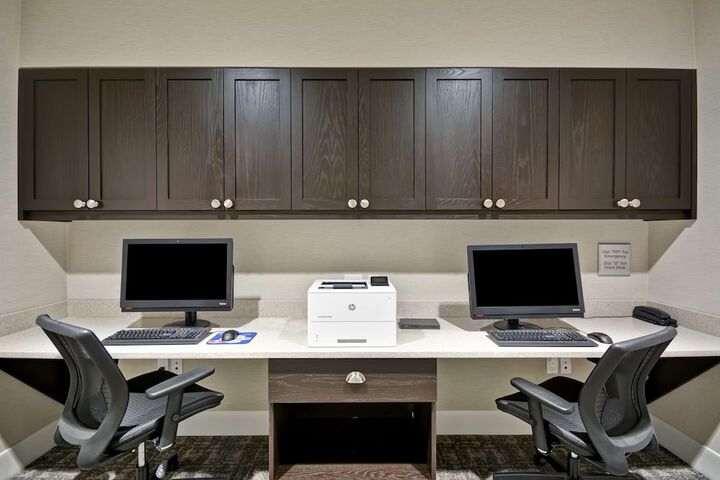 Hampton Inn Livonia Detroit