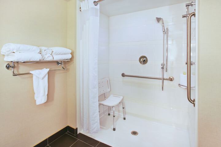 Room 19 of 34