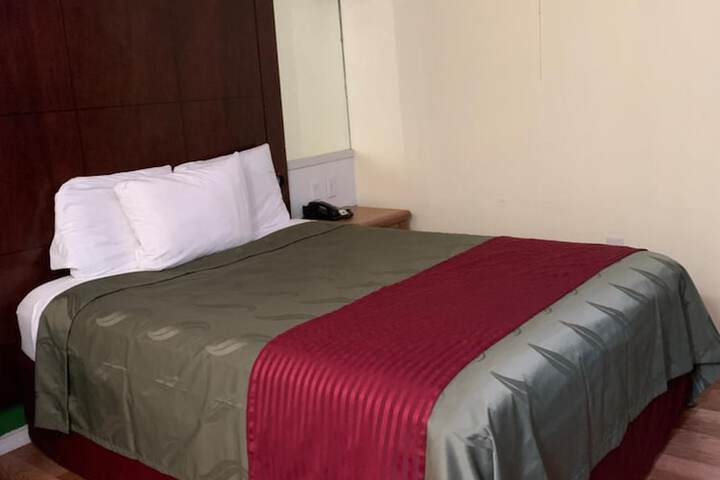 Room 20 of 26