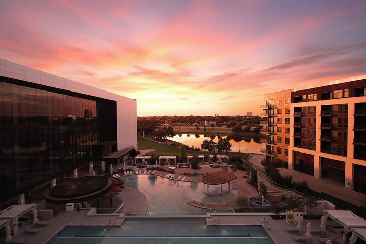 Loews Arlington