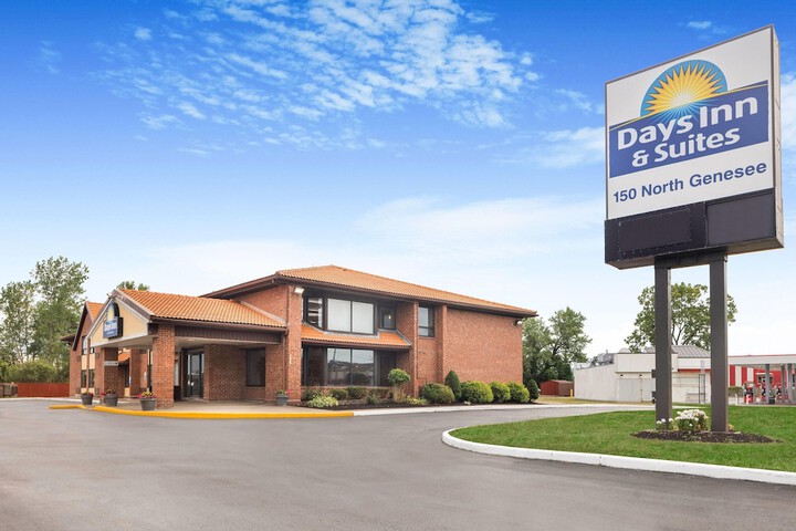 Days Inn by Wyndham Utica