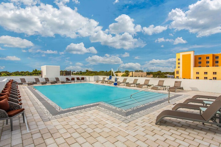 Wyndham Garden Ft. Lauderdale Airport & Cruise Port