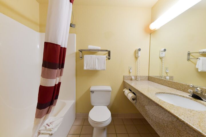 Room 14 of 19