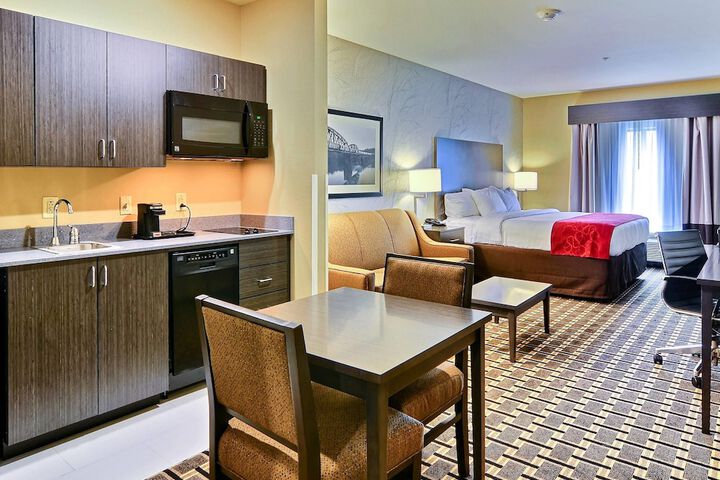 Comfort Suites Uniontown