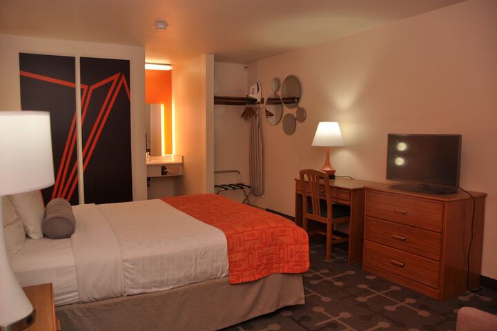 Room 35 of 52
