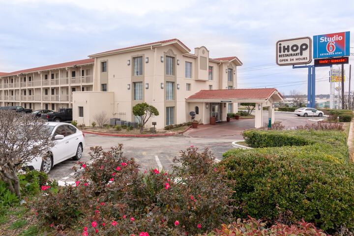 Hotel 5 of 38