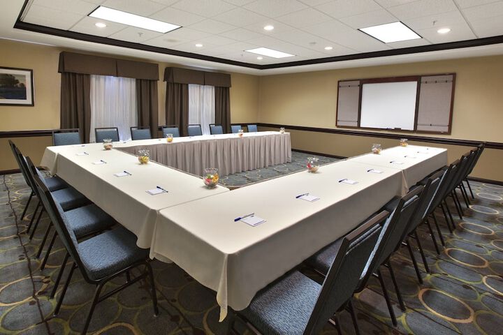 Holiday Inn & Suites Spring- The Woodlands Area by IHG