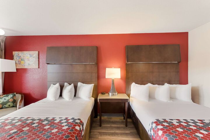 Room 18 of 27