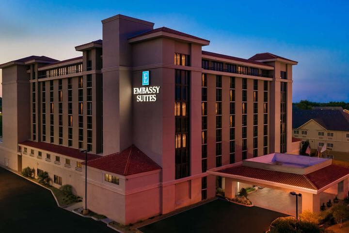 Hotel 2 of 67